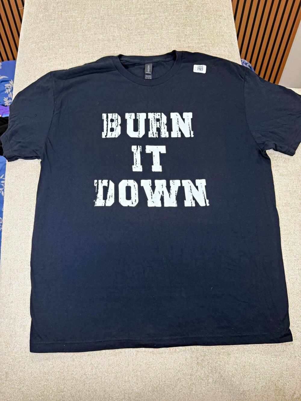 Gildan Softstyle "Burn It Down" Men's XL Black Cotton Crew Neck Tee
